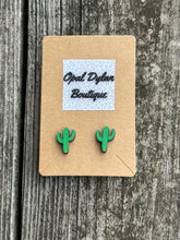 Load image into Gallery viewer, Western Wooden Studs
